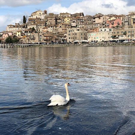 La Casa Sul Lago 앙귈라라사바치아 외부 사진