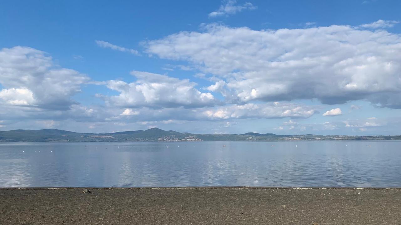 La Casa Sul Lago 앙귈라라사바치아 외부 사진